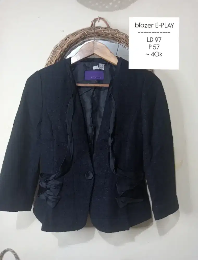 blazer E-PLAY - preloved thrift seken import