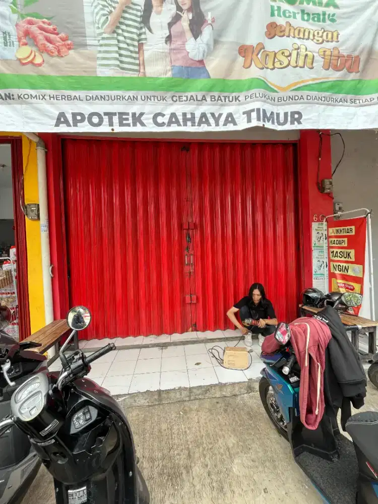 Service dan pasang baru pintu