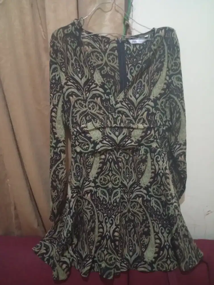 Dress merk Zara jual bu