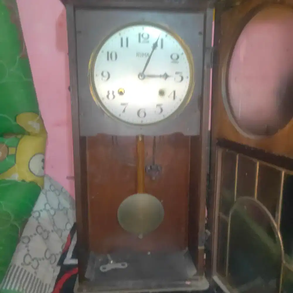 Jam kuno Merk HIMA 2 LOBANG
