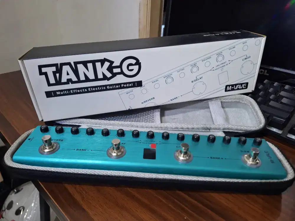 Mvave Tank G Mulus dan Pouch Bag