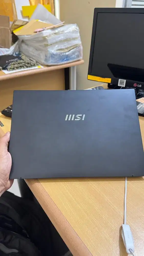 Laptop MSI Prestige 13 Evo AI | Bukan Macbook Apple