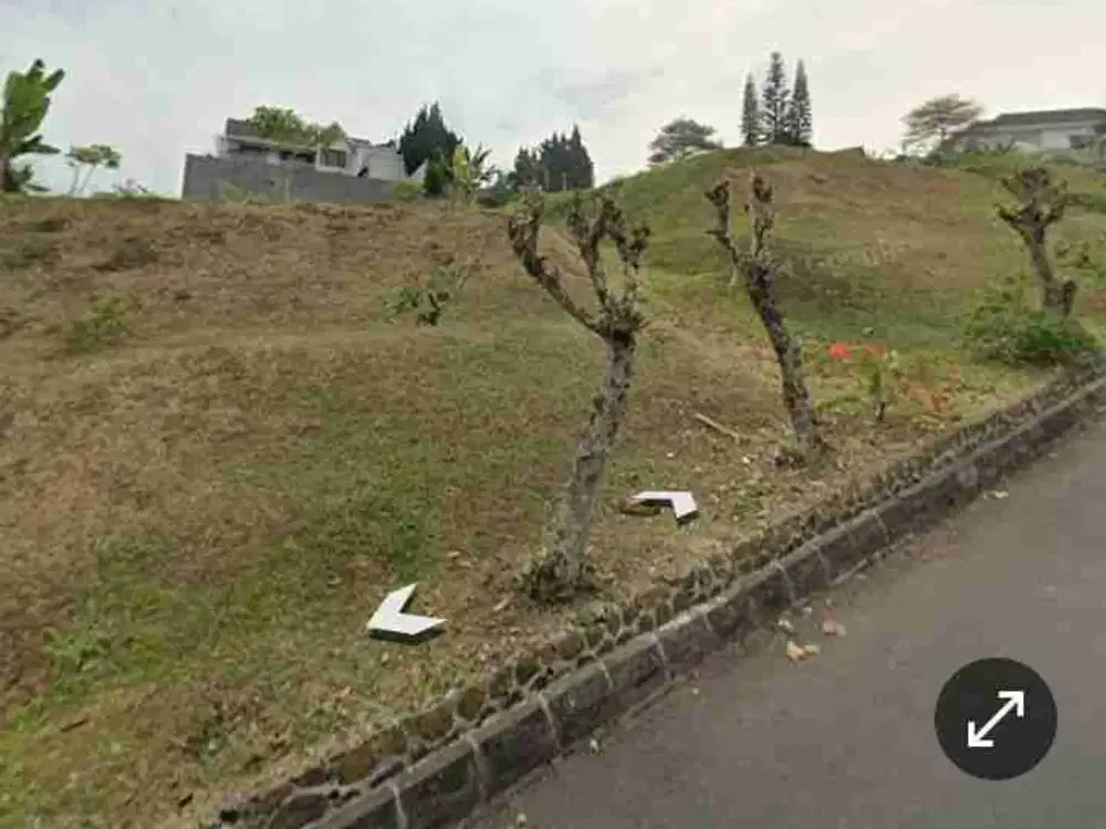 Tanah di Bawah Pasaran di Setiabudi regency bandung Utara