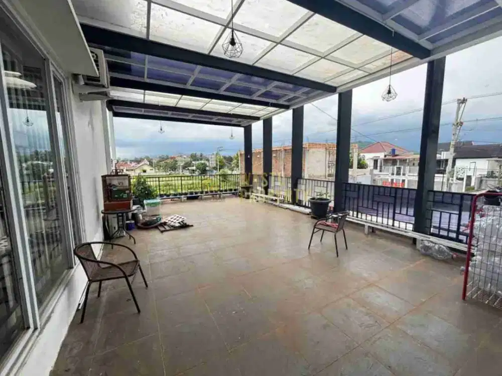 RUMAH MEWAH DIJUAL CEPAT 2 MENIT DARI ARTOS MALL