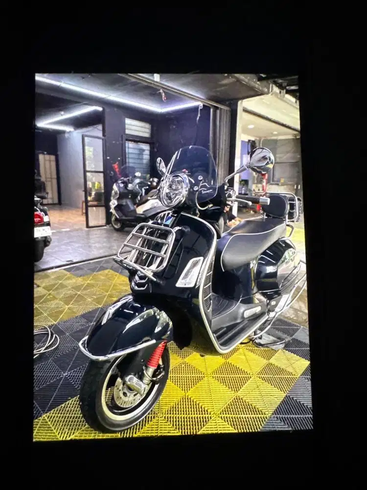 Vespa  GTS 2019
