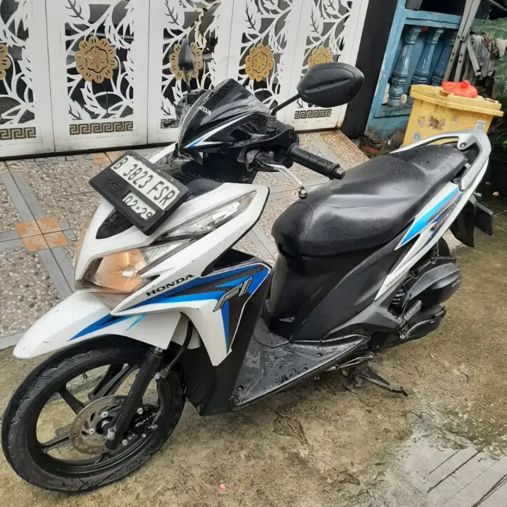 Honda Vario Old 125 2014 KZR ss lengkap mesin bagus pajak hidup