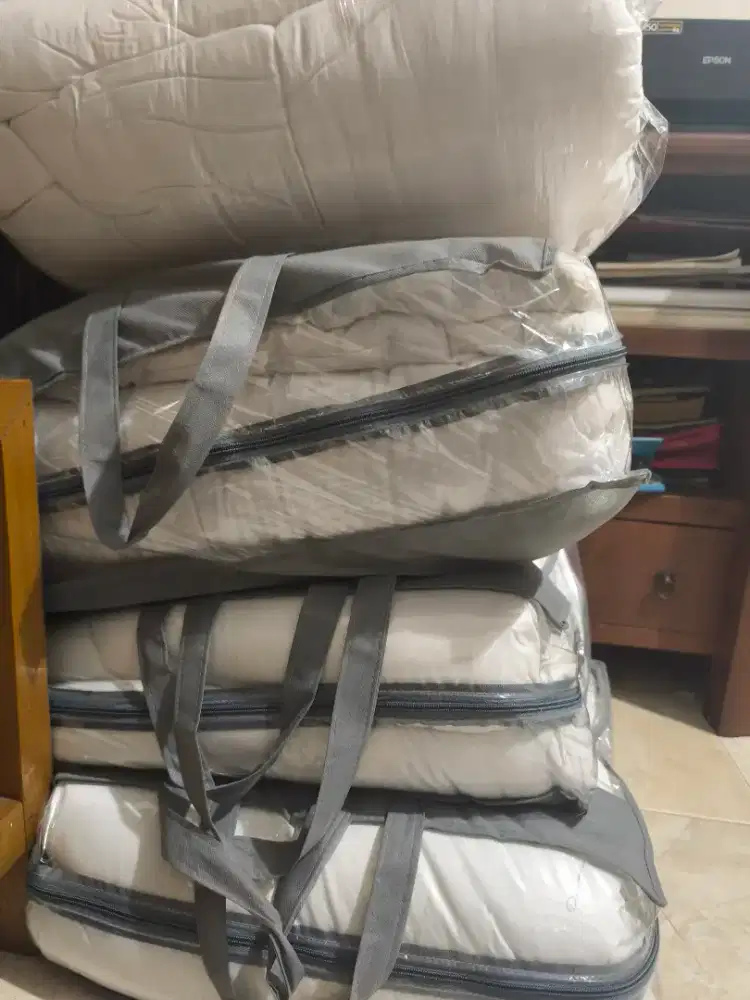 Dijual BedCover Ukuran 180x200 untuk villa