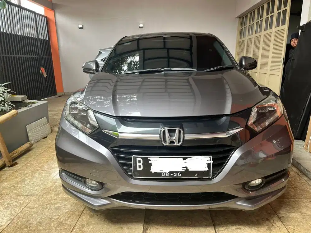 DIJUAL HONDA HRV 1.8 PRESTIGE TAHUN 2016, KONDISI BAIK,KM.80.000