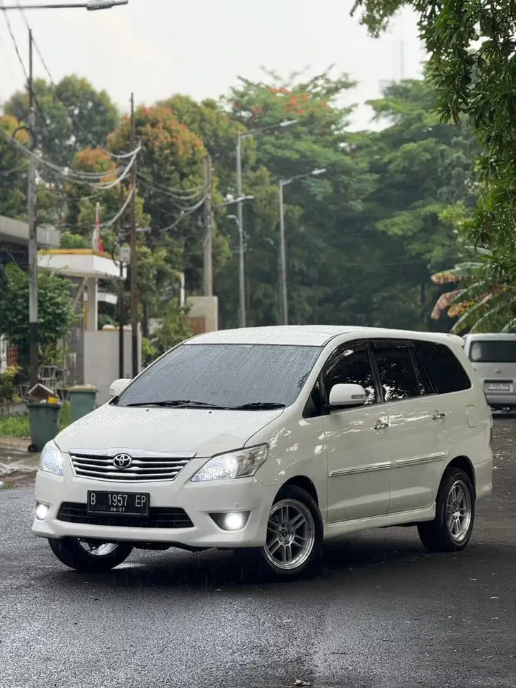 Toyota Kijang Innova V 2012 Automatic Modif Tipis Record