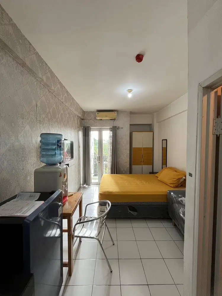 DISEWAKAN TYPE STUDIO LANTAI 5,FULL FURNISH