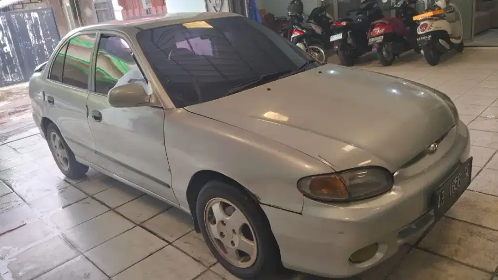 Hyundai accent murah