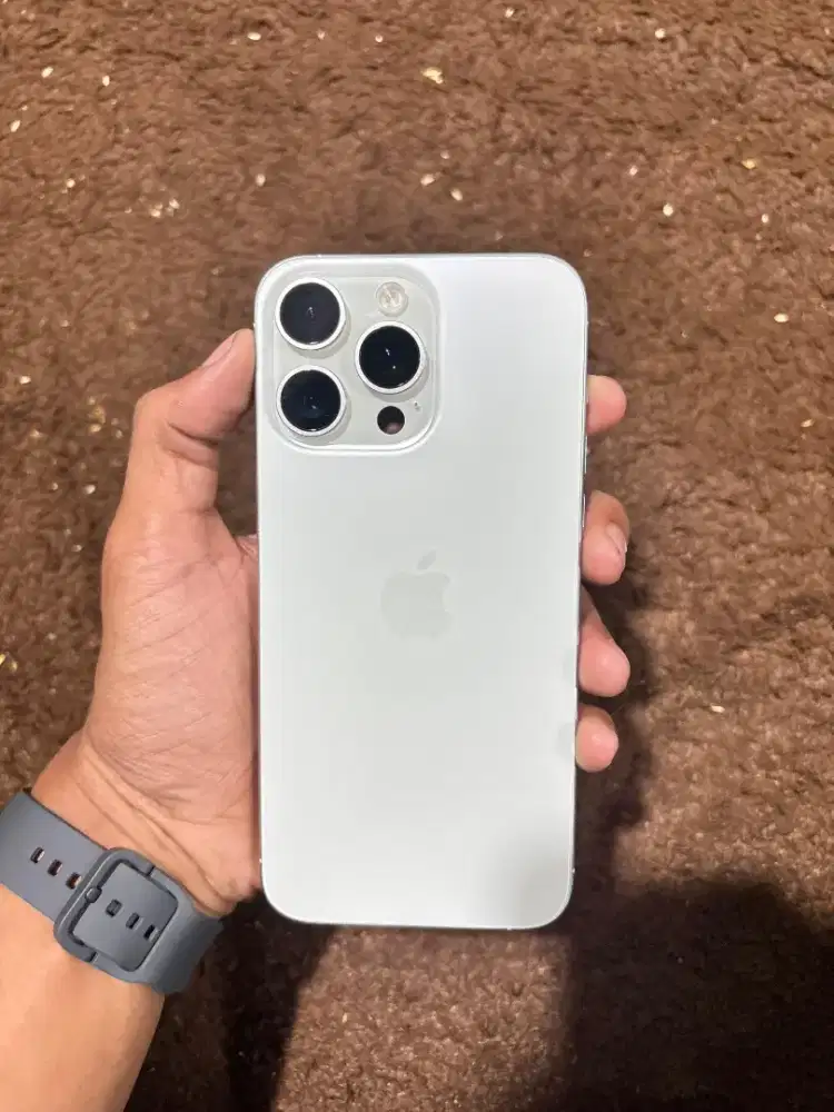 Dijual iPhone 15 Pro Max resmi iBox Digimap Indonesia, ID/A