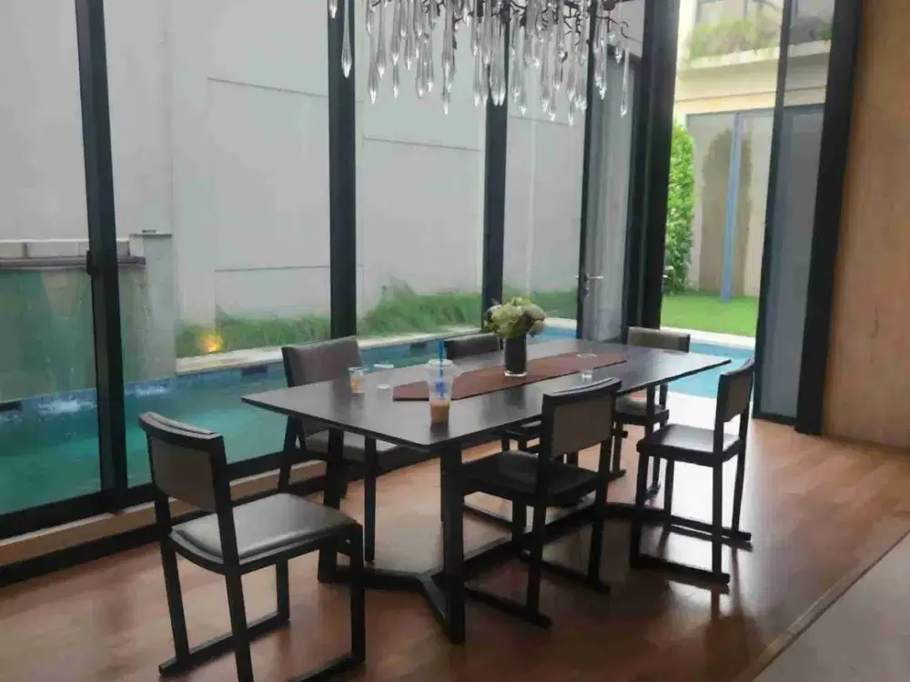 Dijual Rumah Mewah Full Furnish Ada Kolam Renang Pribadi Nava Park Bsd City Serpong Tangerang