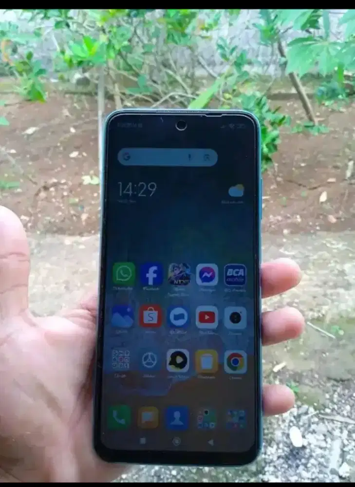 Redmi 10 ram 6+5 Rom 128 hp kardus aja minus tombol volume aga mendem