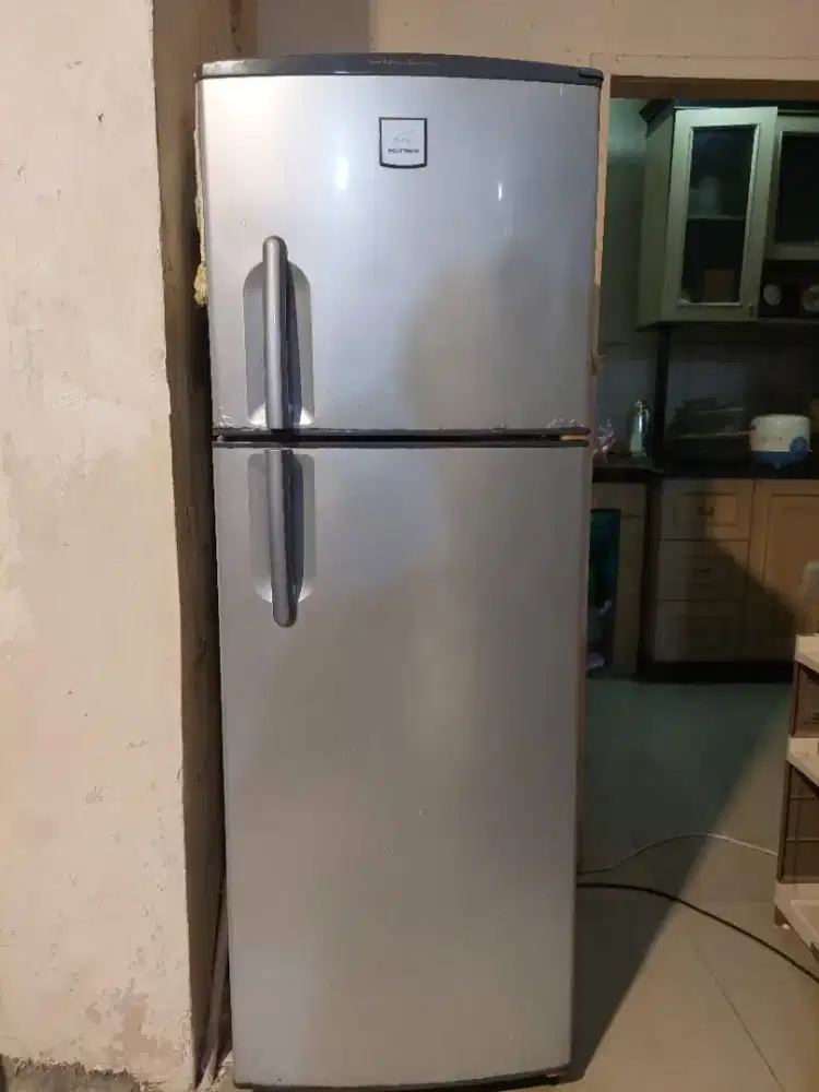 DIJUAL CEPAT KULKAS 2 PINTU MURAH