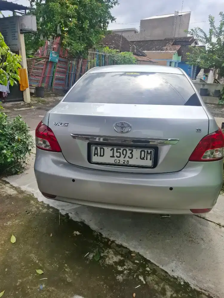 Toyota vios G at 2008  kunci udah kailes spion ritrek