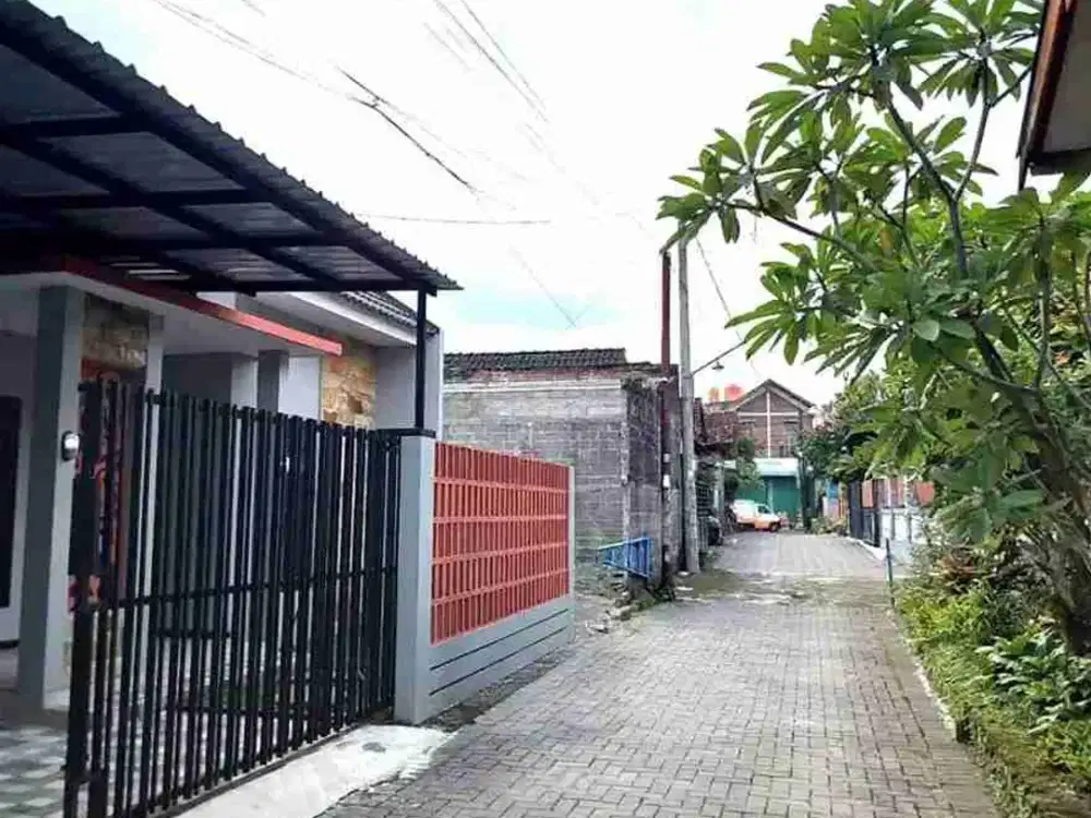 Rumah baru minimalis di area stadion maguwoharjo depok sleman