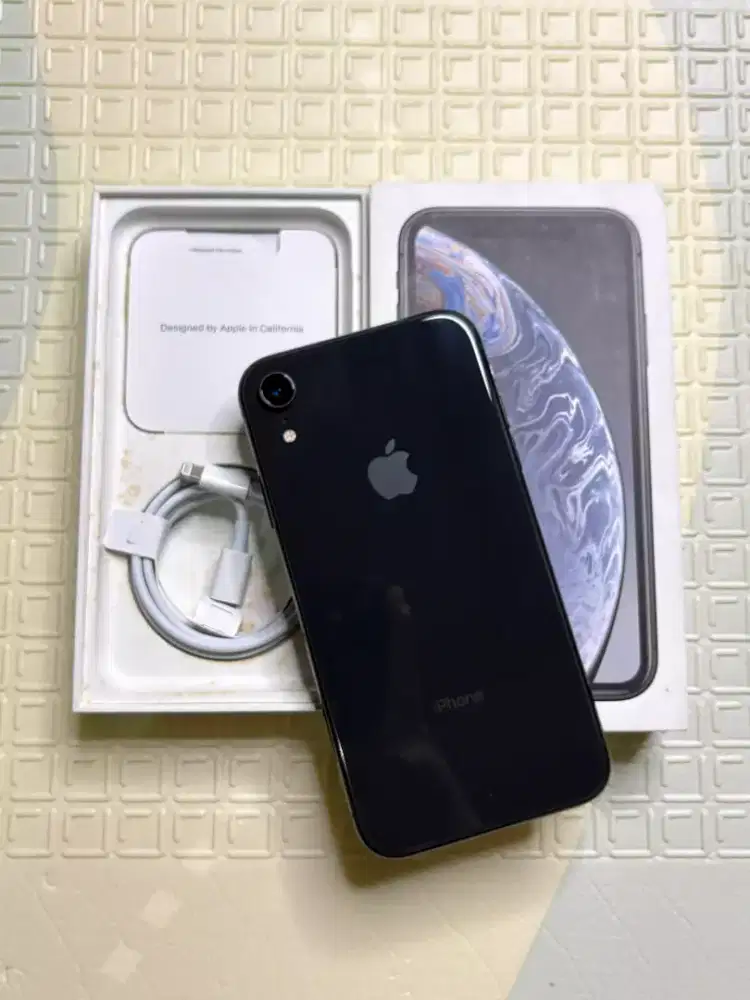 iPhone Xr 128Gb iBox