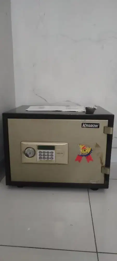 Jual berangkas krisbow