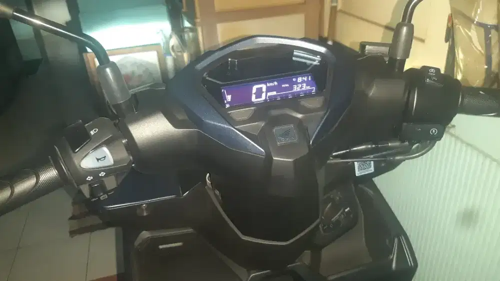 Vario 125 ISS 2025  tipe tertinggi birumate stnk bpkb atas nama saya