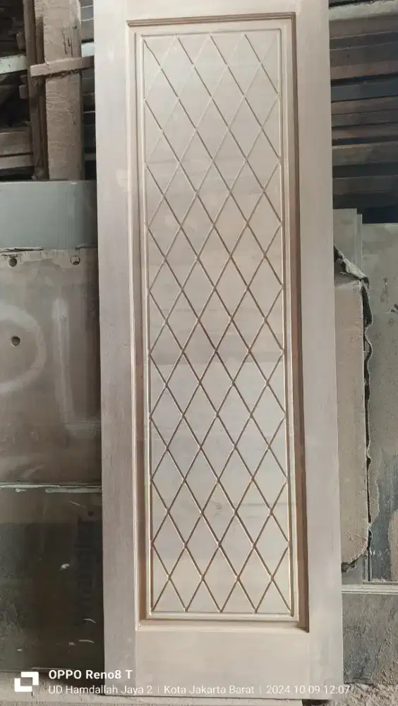 Pintu Kamar Kayu Meranti