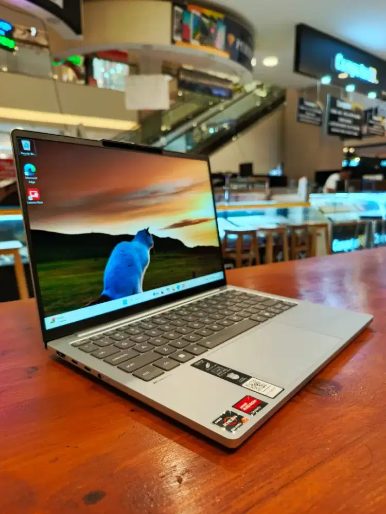 Lenovo ideapad Slim 5 , 2024