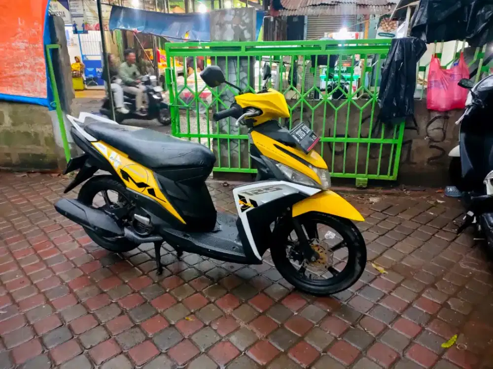Yamaha Mio M3 125cc Fullinjeksi Tahun 2015
