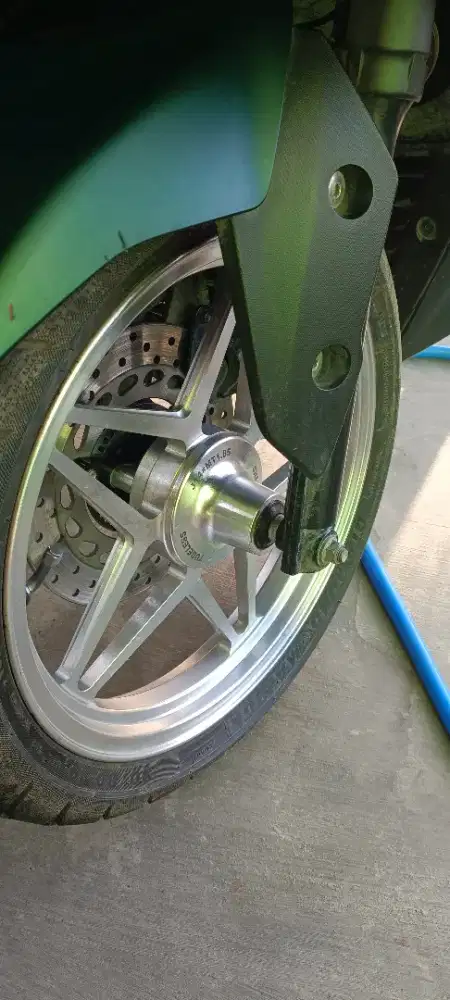 Velg VND Bintang Aerox New