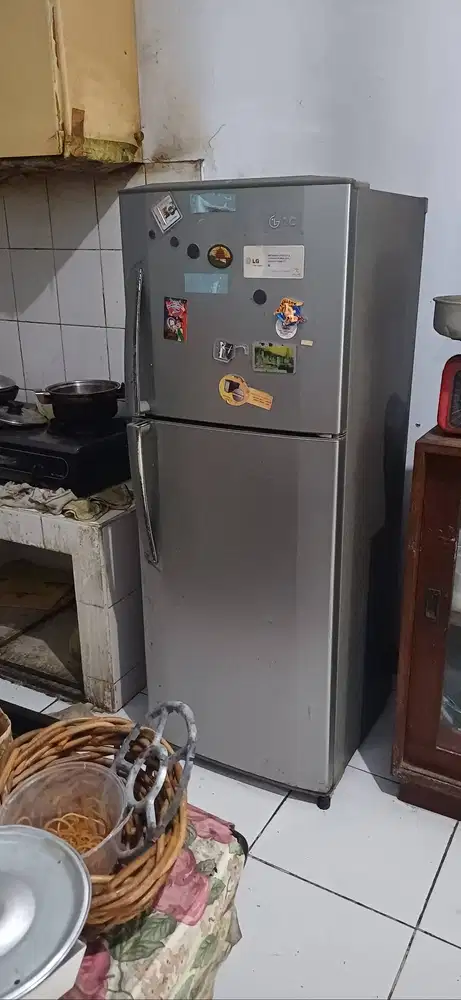 Kulkas LG 2 Pintu