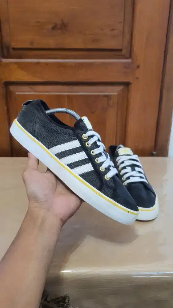 Adidas jeans denim