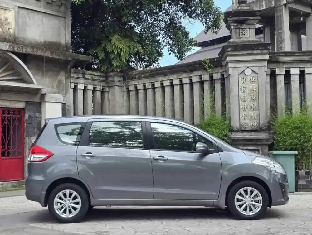 Suzuki Ertiga 2012 GX M/t Istimewa
