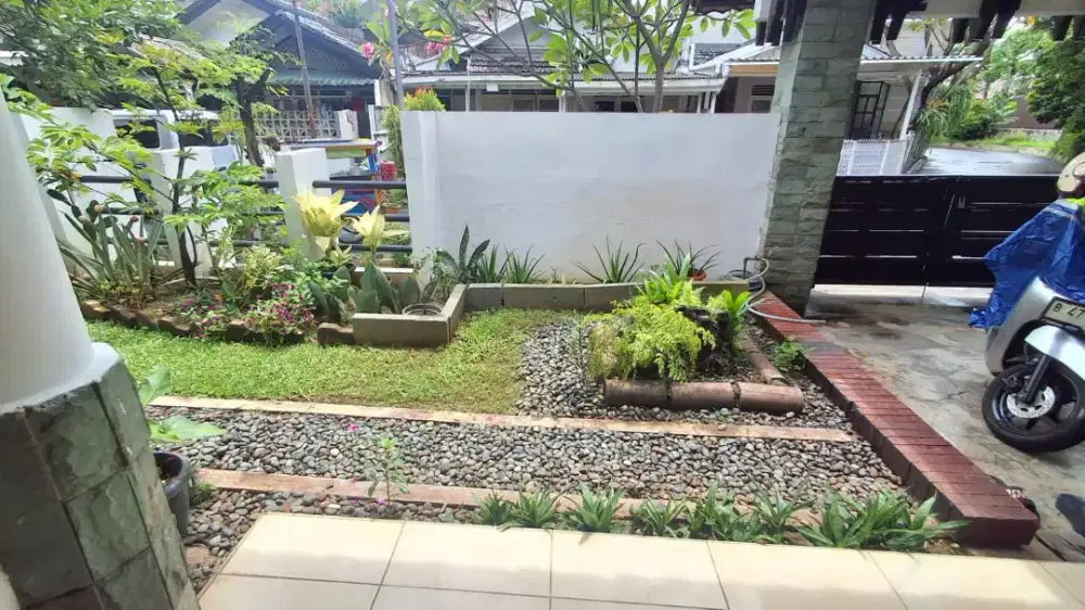 Sewa Rumah unt Huni or Kantor dkt  Sekolh Pondok Indah  Jakart Selatan