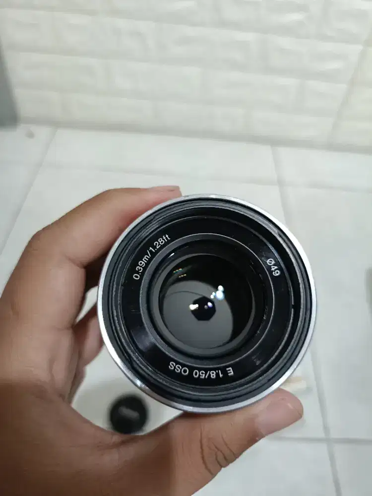SONY E 50MM F1.8 OSS TAJEM