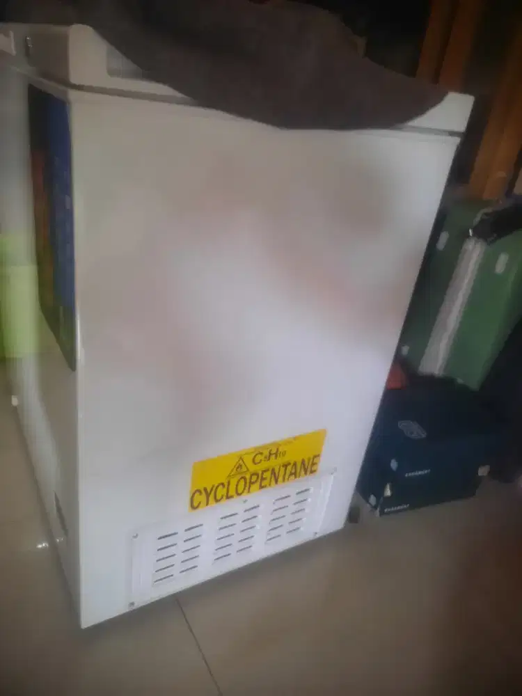 Dijual freezer RSA 200 L