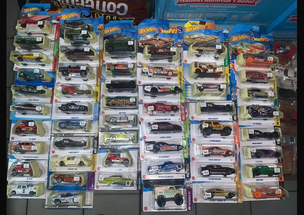 Jual mainan hotweels 25.000/pcs