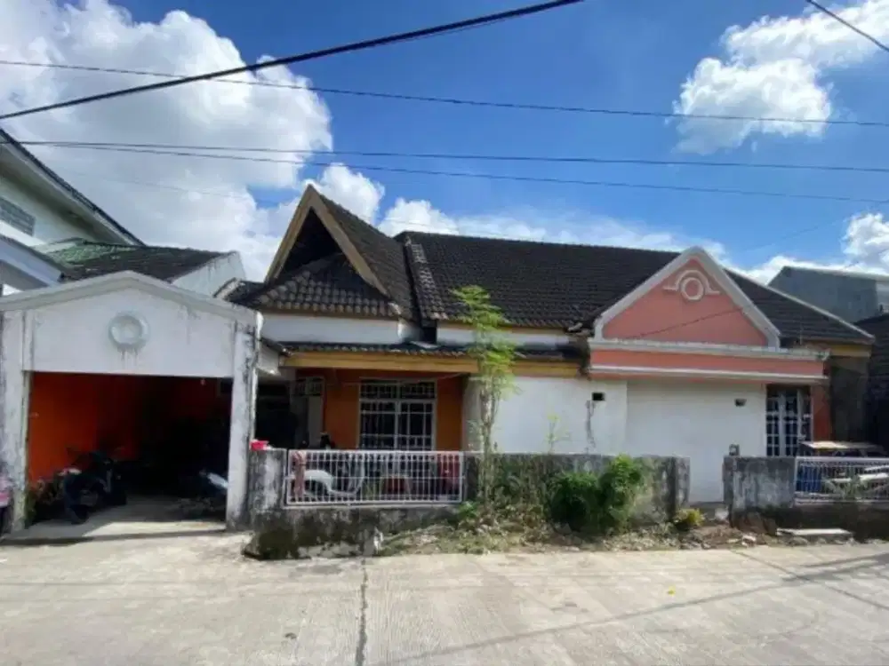 Dijual Rumah Makassar sekitar Jalan Sultan Alauddin, Jl Teduh Bersinar, Jl Talasalapang