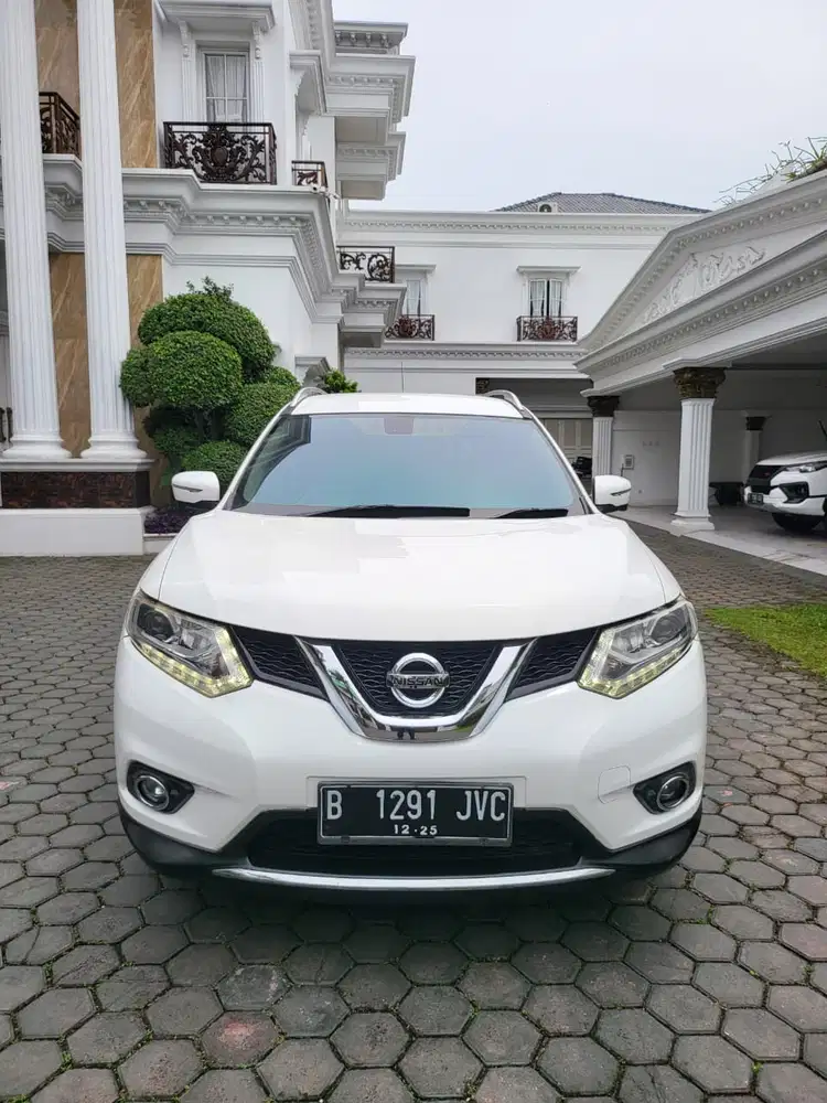 Nissan X-Trail 2015 Bensin