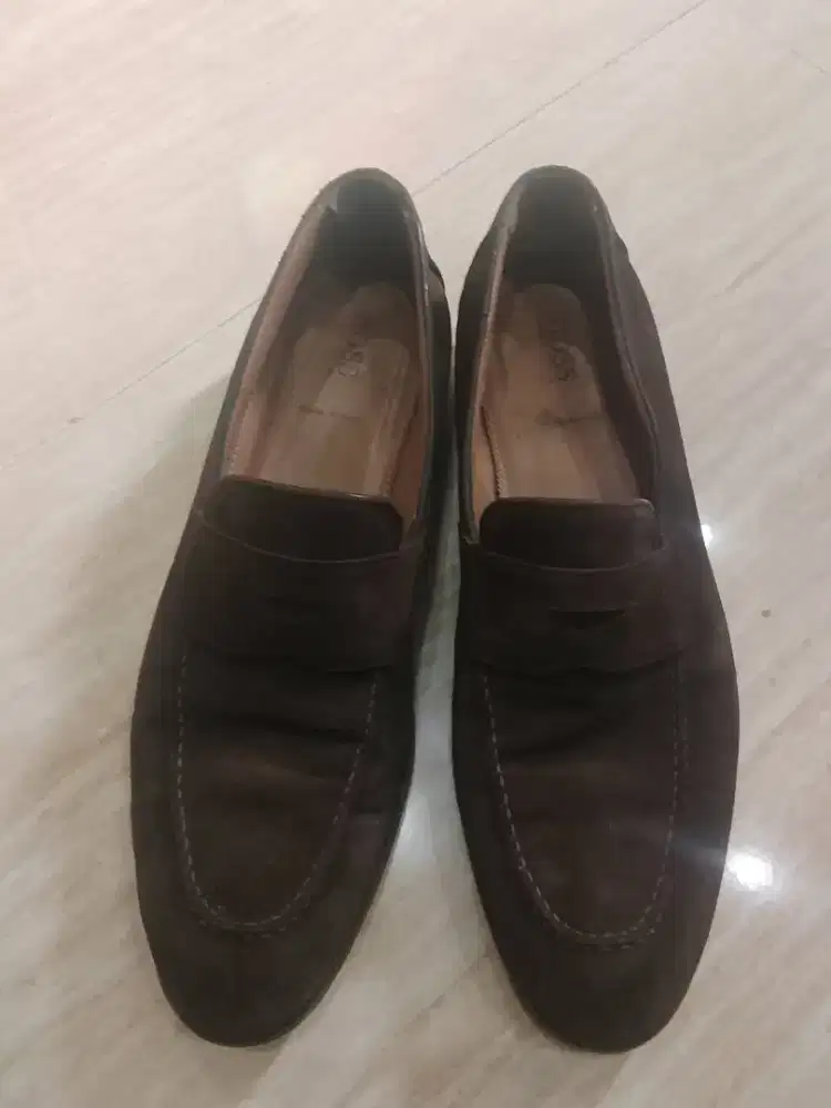 Sepatu slip-on hugoboss original Made in italy size 42, kondisi mulus