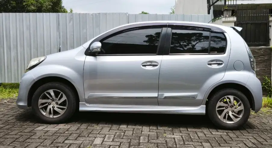 Daihatsu Sirion 2015 Bensin