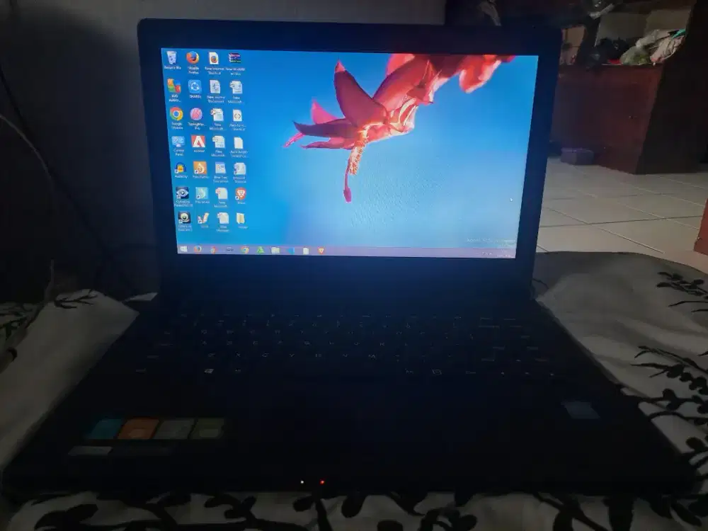 Laptop lenovo second