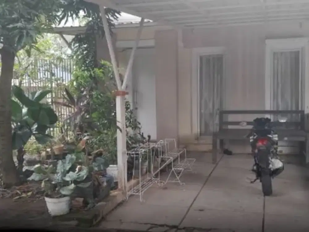 Dijual Rumah Makassar sekitar Jalan Metro Tanjung Bunga