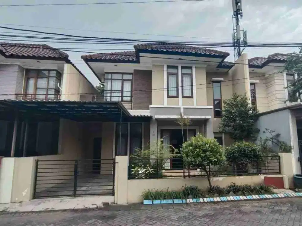 ‼️JUAL CEPAT‼️Rumah 2 Lantai Siap Huni di PERUM LOTUS REGENCY KETINTANG SURABAYA SELATAN