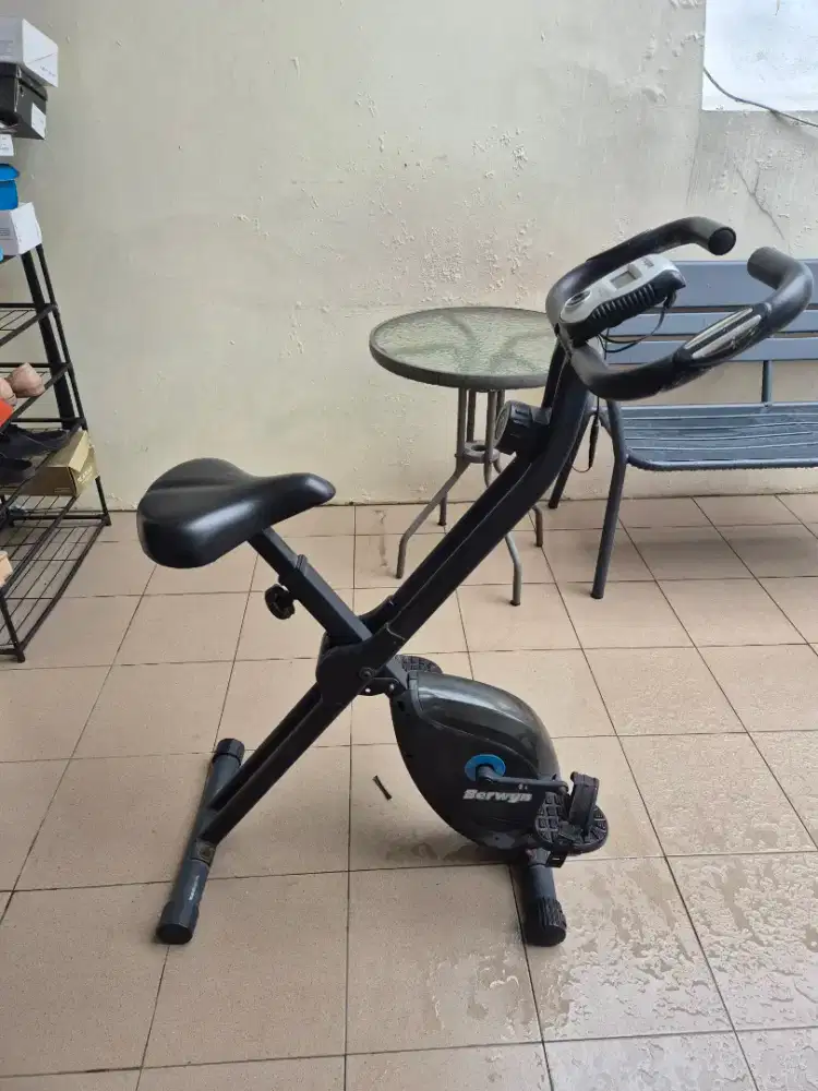 Sepeda statis berwyn