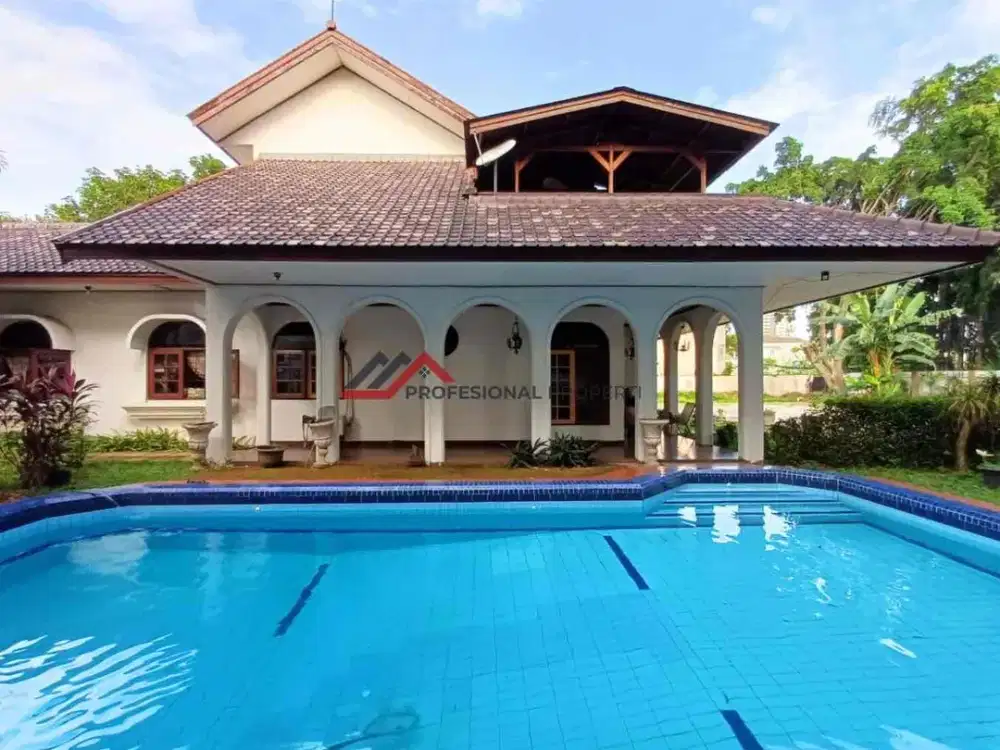 Rumah Area Strategis  Komersil Cocok Untuk Usaha Di Lebak Bulus