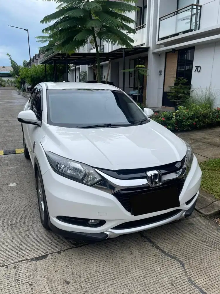 HONDA HRV PUTIH 2017