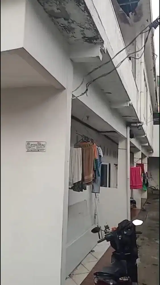 Cash Only di Jual Murah Rumah Luas + konyrakan + kntr di Pondok Kacang