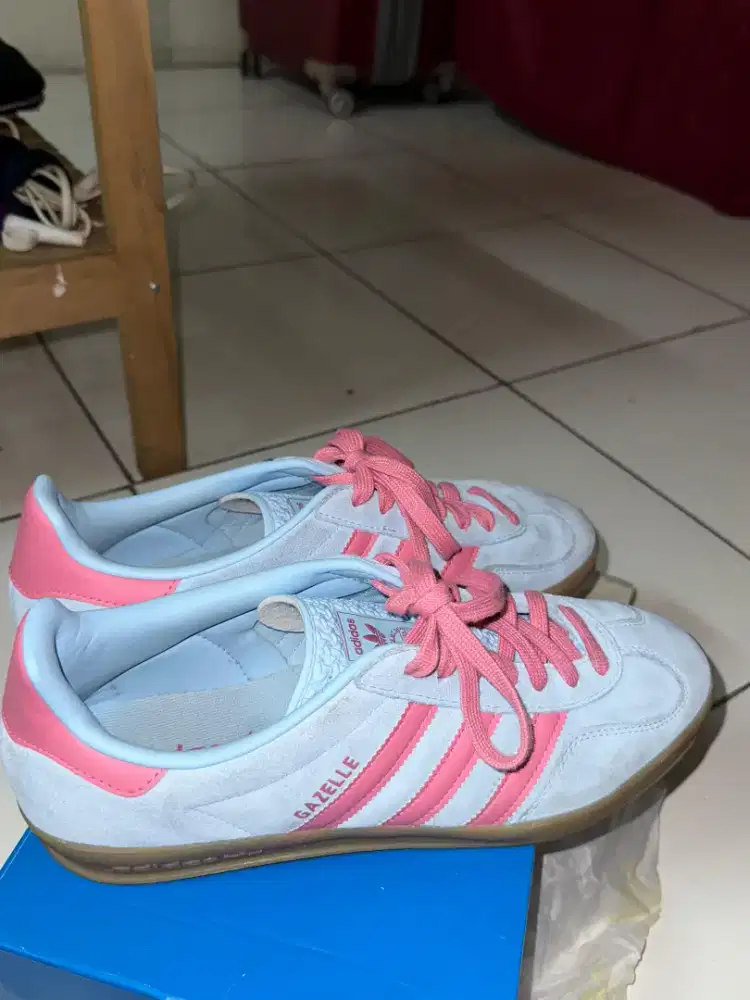 Jual sepatu Adidas Gazelle No 43