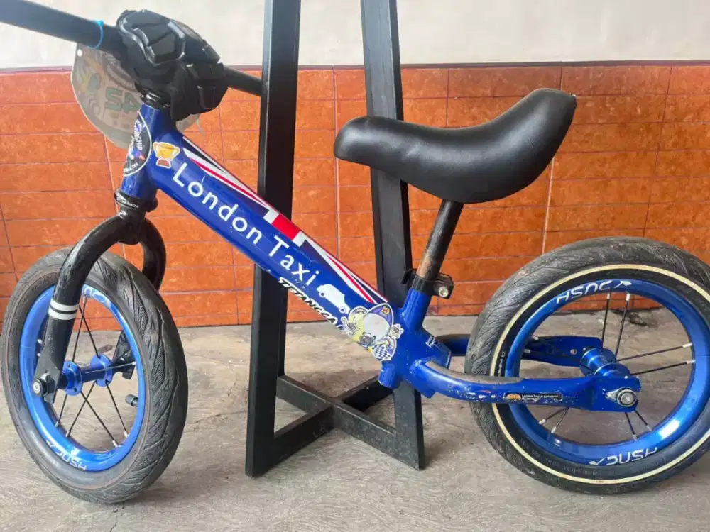Dijual Sepeda Balance Bike London Taxi Full Custom