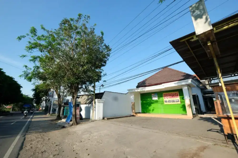 Jual Rumah strategis O jalan raya