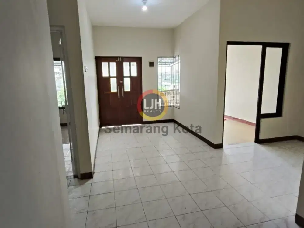 Rumah siap huni bebas banjir di Ngaliyan